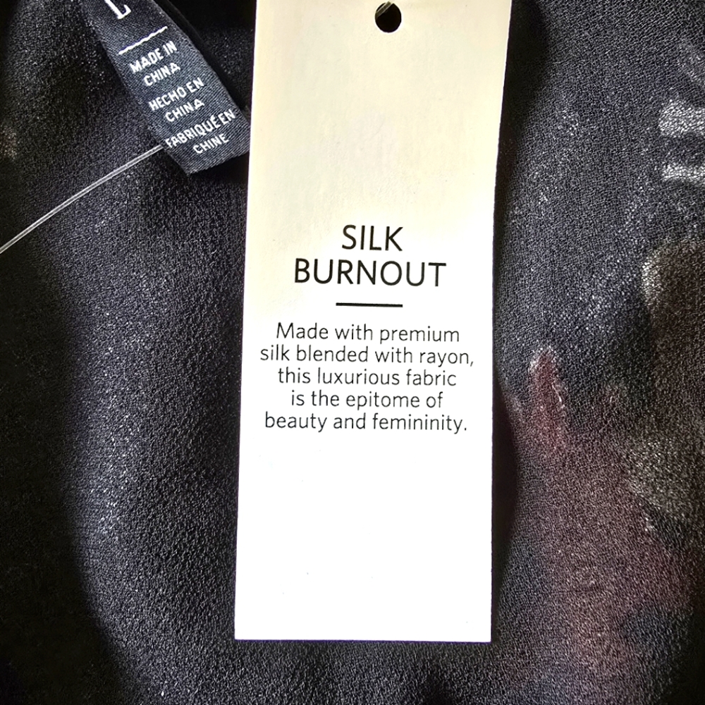 NWT White House Black Market Off Shoulder Blouse - Picture 13 of 15